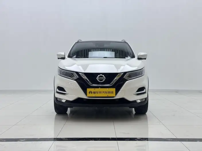 Nissan Qashqai 2022 Model 2.0L XV Prem. Deluxe Edition