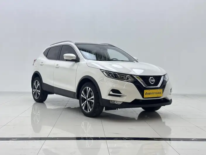 Nissan Qashqai 2022 Model 2.0L XV Prem. Deluxe Edition