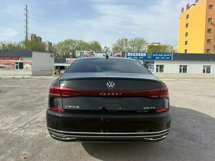 Volkswagen Passat 2023 Model Facelift 330TSI Starry sky Deluxe Edition – фото 5