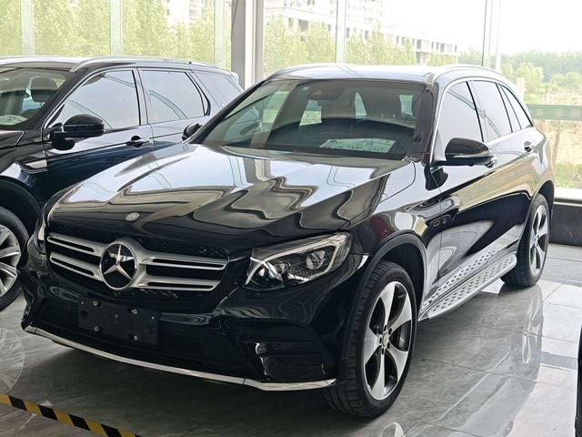 Mercedes-Benz GLC 2016 модификация GLC 300 4MATIC Luxury – фото 1