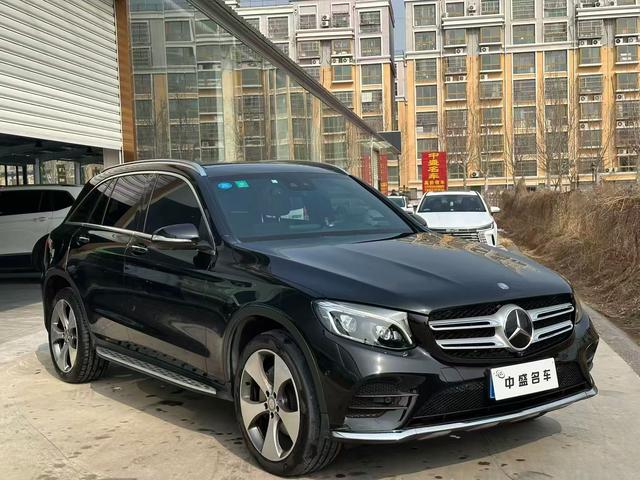 Mercedes-Benz GLC 2016 модификация GLC 300 4MATIC Luxury – фото 2