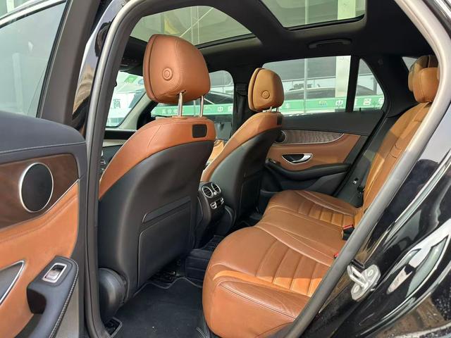 Mercedes-Benz GLC 2016 модификация GLC 300 4MATIC Luxury – фото 5