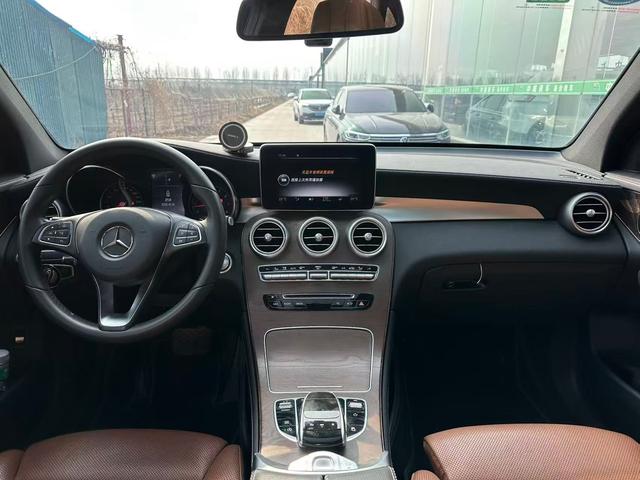 Mercedes-Benz GLC 2016 модификация GLC 300 4MATIC Luxury – фото 9