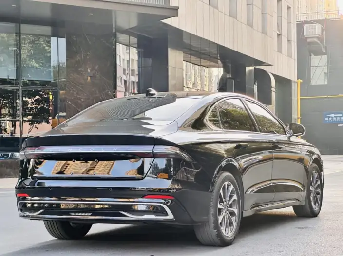 Lincoln Z 2022 Model i Xiang Exclusive Edition – фото 7