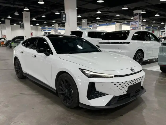 Changan UNI-V 2024 Model 1.5T Exclusive Model