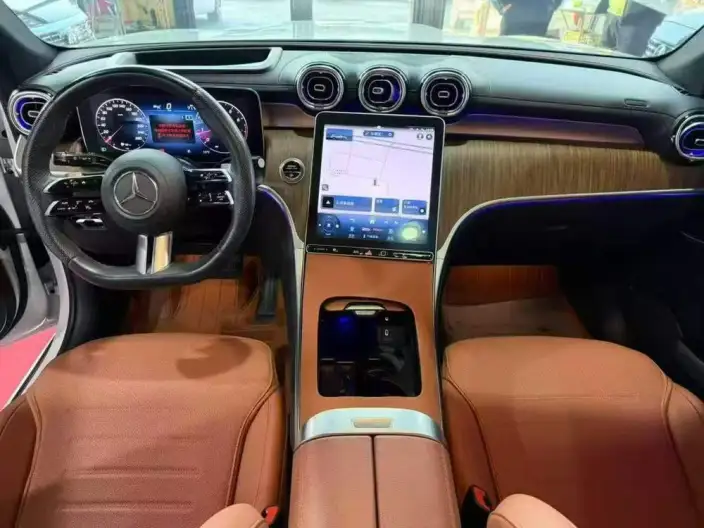 Mercedes-Benz GLC 2023 Model Facelift GLC 300 L 4MATIC Dynamic Model 7 seat – фото 8
