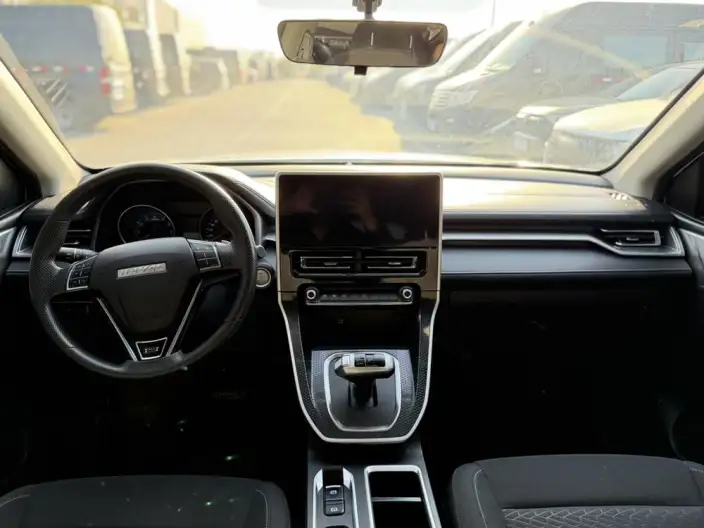 Haval M6 2023 Model PLUS 1.5T DCT Elite Smart Connect Model – фото 7