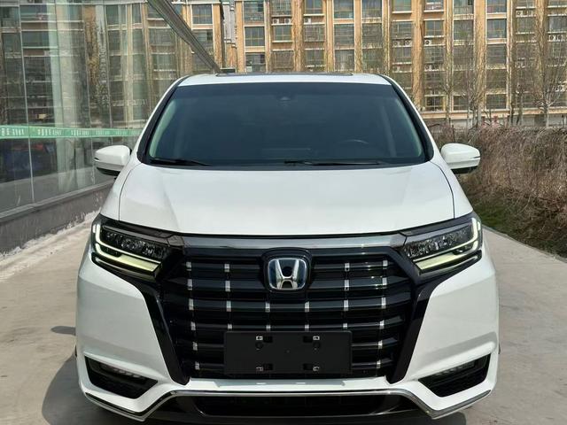 Honda Elysion 2022 2.0L Hybrid Luxury – фото 2