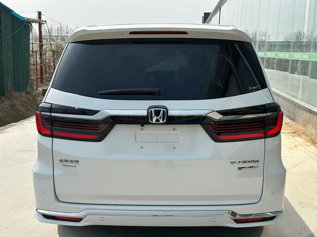 Honda Elysion 2022 2.0L Hybrid Luxury – фото 3