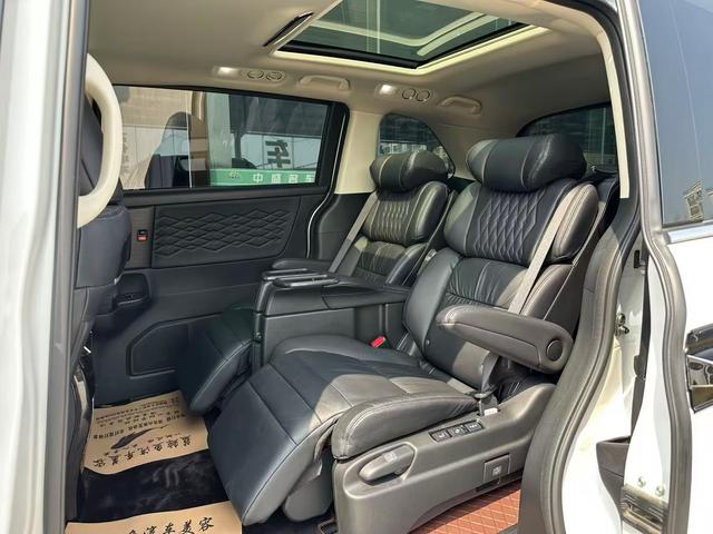 Honda Elysion 2022 2.0L Hybrid Luxury – фото 7
