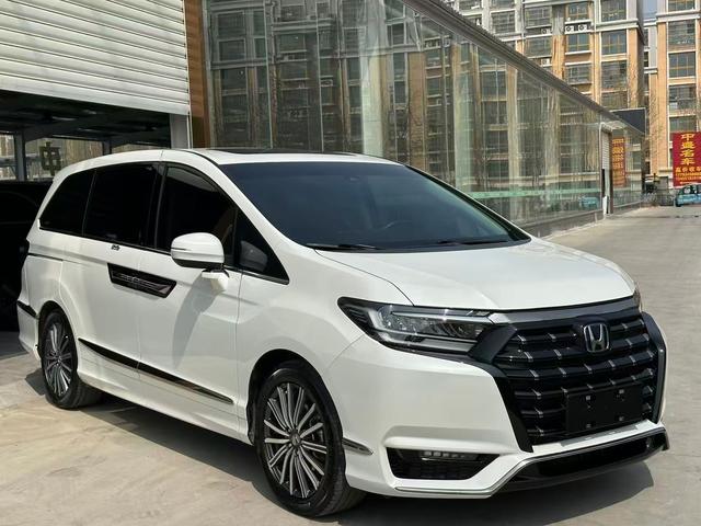 Honda Elysion 2022 2.0L Hybrid Luxury – фото 8