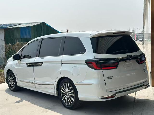 Honda Elysion 2022 2.0L Hybrid Luxury – фото 9