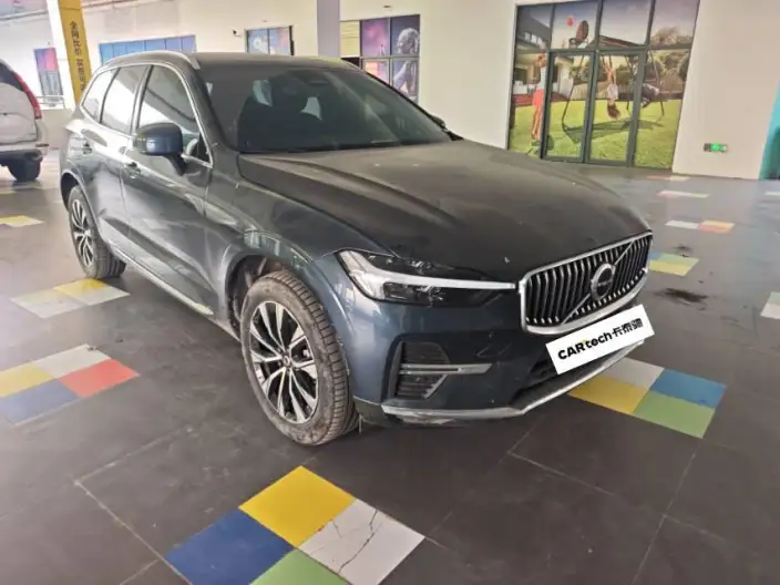 Volvo XC60 2025 Model B5 4WD Smart Range Deluxe Edition – фото 3