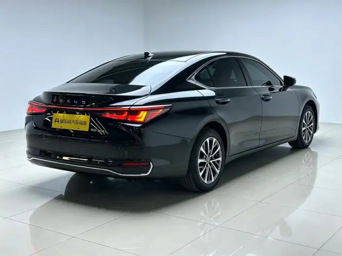 Lexus ES 2025 Model 200 Premium – фото 7