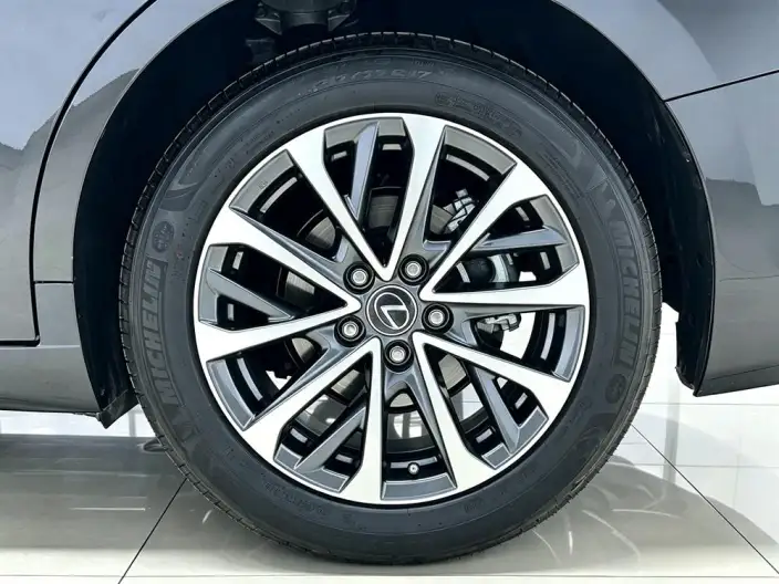 Lexus ES 2025 Model 200 Premium – фото 9