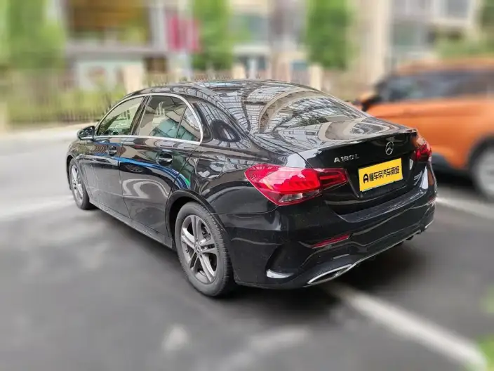 Mercedes-Benz A-class 2022 Model Facelift A 180 L Sports sedan – фото 6