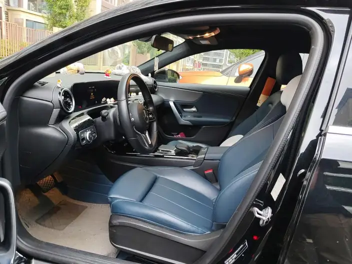 Mercedes-Benz A-class 2022 Model Facelift A 180 L Sports sedan – фото 7