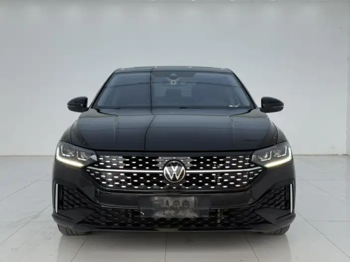 Volkswagen Lavida 2024 Model 300TSI DSG Starry Sky Leading Edition