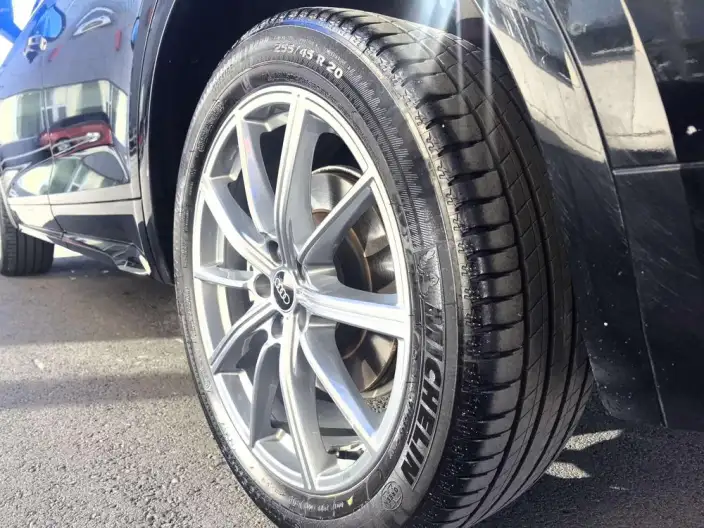 Audi Q5L 2023 Model 40T Luxury Dynamic Model – фото 6