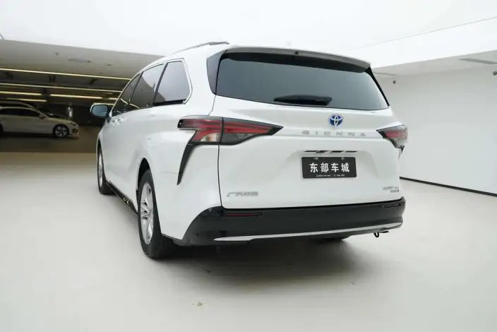 Toyota Sienna 2021 Model 2.5L Hybrid Supreme Edition