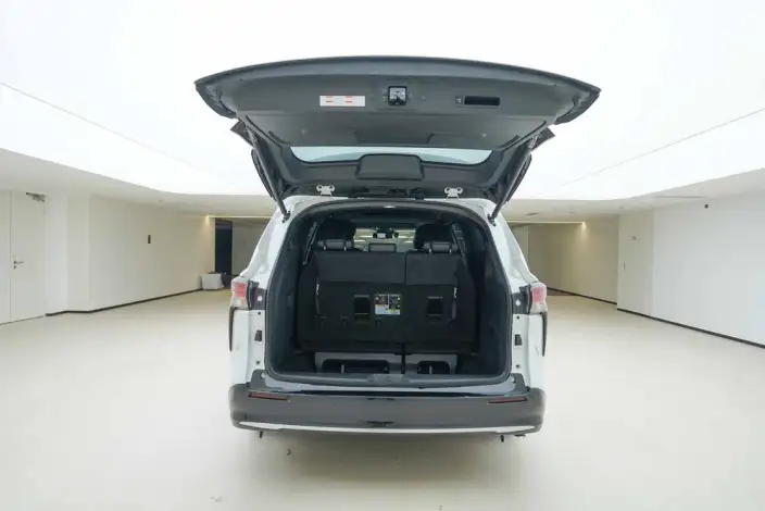 Toyota Sienna 2021 Model 2.5L Hybrid Supreme Edition – фото 8