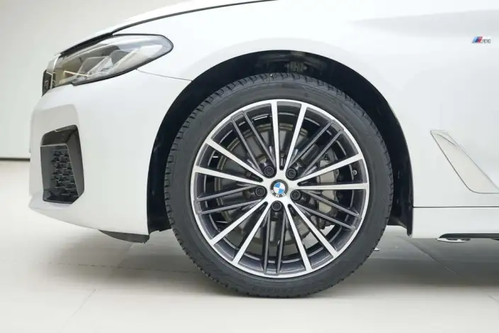 BMW 5 Series 2022 Model 530Li xDrive M Sports Set – фото 8