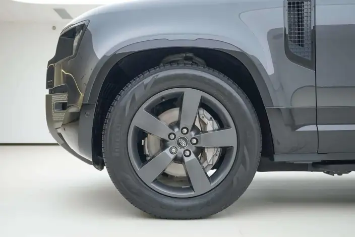 Land Rover Defender 2023 Model Facelift 110 P400 X-Dynamic HSE – фото 7
