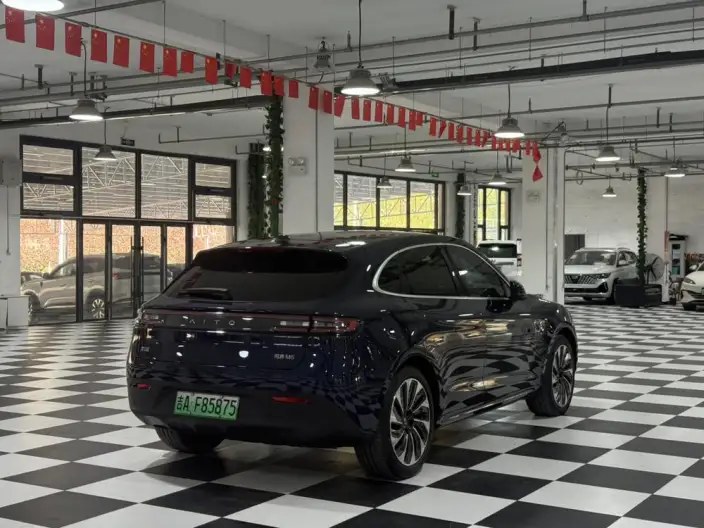 Aito M5 2022 Model Extended Range 4WD Ultimate Edition