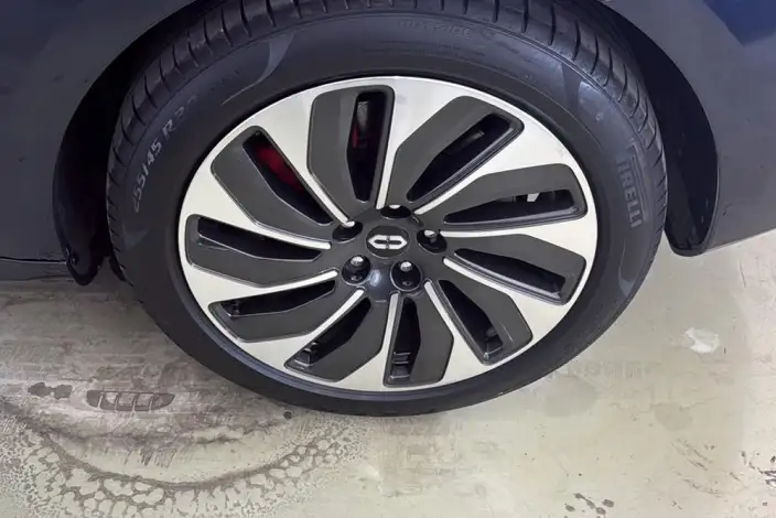 Aito M5 2022 Model Extended Range 4WD Ultimate Edition – фото 7