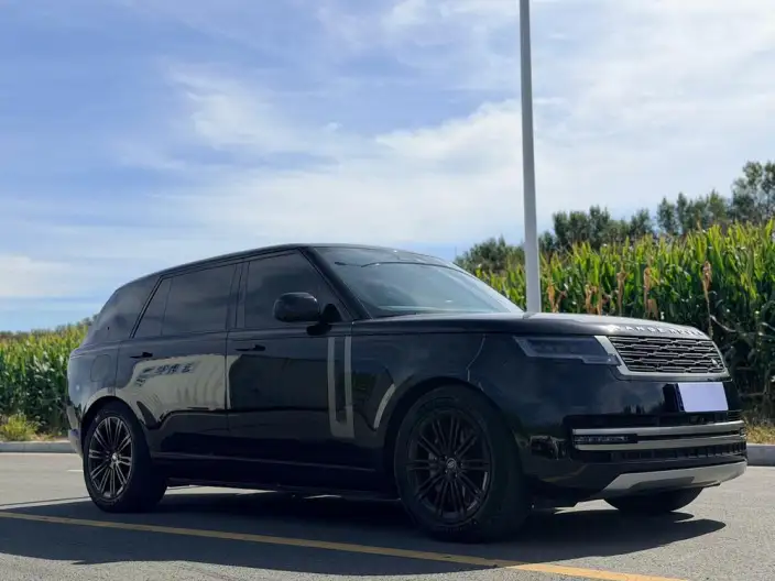 Range Rover 2023 Model 3.0 L6 400PS Shengshi VII seat Extended Edition