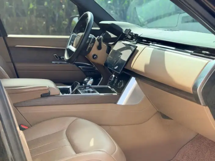 Range Rover 2023 Model 3.0 L6 400PS Shengshi VII seat Extended Edition – фото 8