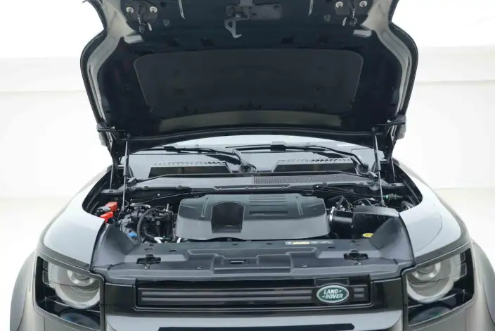 Land Rover Defender 2023 Model Facelift 110 P400 X-Dynamic HSE – фото 5