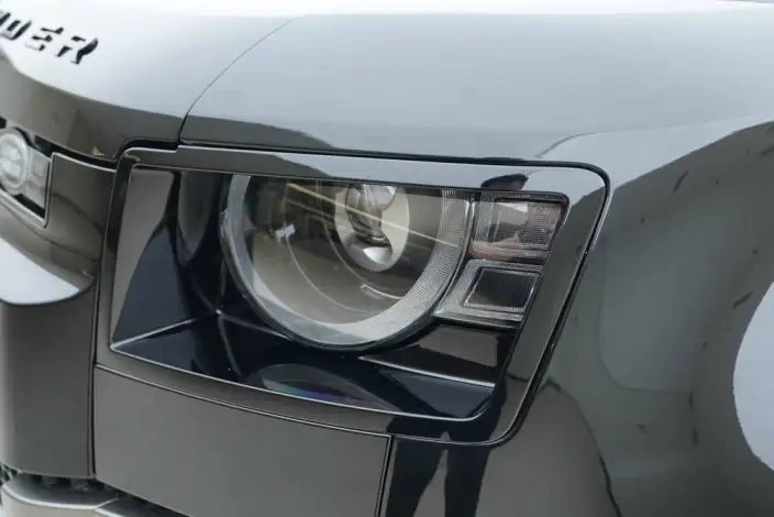 Land Rover Defender 2023 Model Facelift 110 P400 X-Dynamic HSE – фото 6
