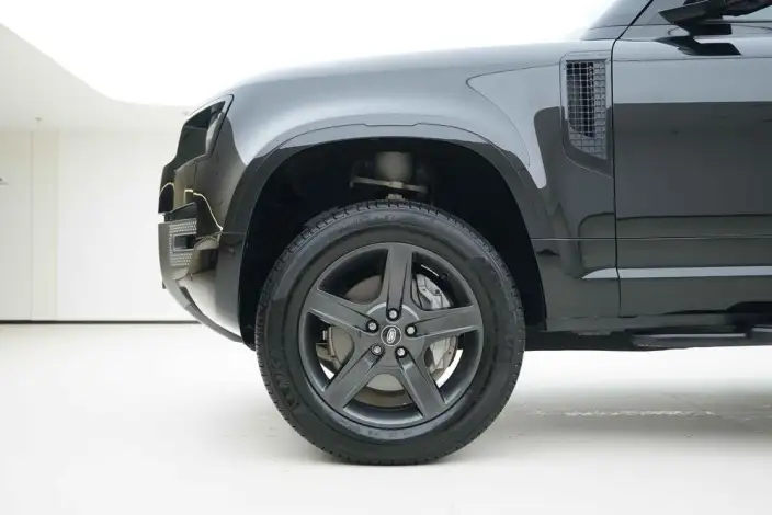 Land Rover Defender 2023 Model Facelift 110 P400 X-Dynamic HSE – фото 7