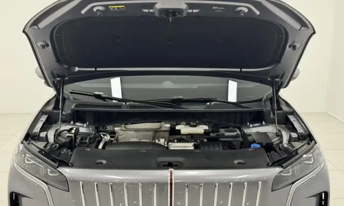 HONGQI HS6 PHEV 2026 Model 240 Smart Hybrid Edition – фото 10