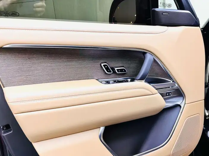 Range Rover 2023 Model 3.0 L6 400PS Shengshi Extended Edition – фото 7