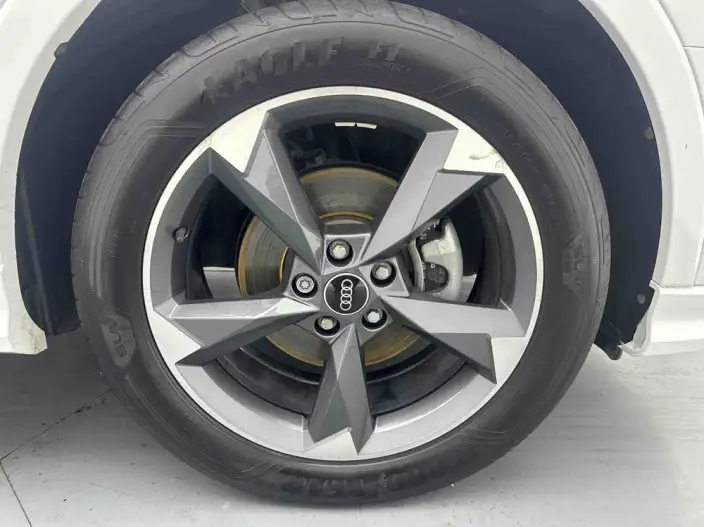 AUDI Q3 2022 Model 35 TFSI Fashion Dynamic Model – фото 6