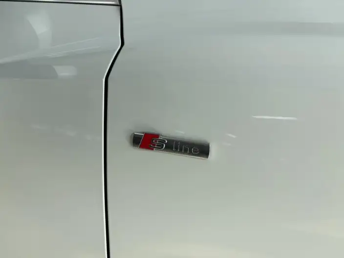 AUDI Q3 2022 Model 35 TFSI Fashion Dynamic Model – фото 6