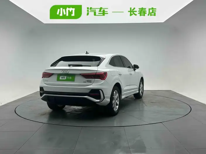 AUDI Q3 Sportback 2022 Model 35 TFSI Enterprising Model – фото 5