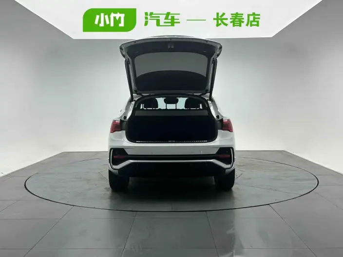 AUDI Q3 Sportback 2022 Model 35 TFSI Enterprising Model – фото 8