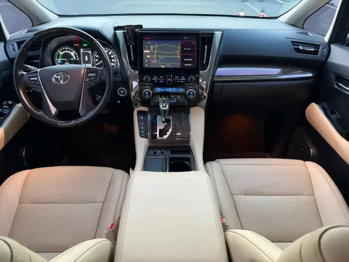 Vellfire 2021 Model Toyota Crown Hybrid 2.5L HV Premium Edition – фото 9