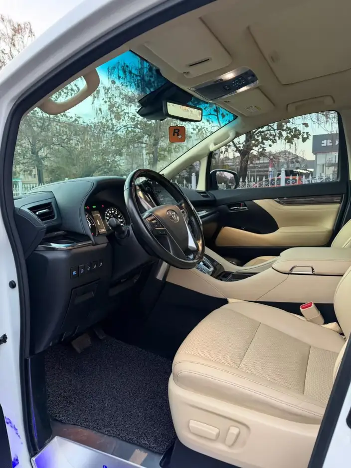 Vellfire 2021 Model Toyota Crown Hybrid 2.5L HV Premium Edition – фото 10