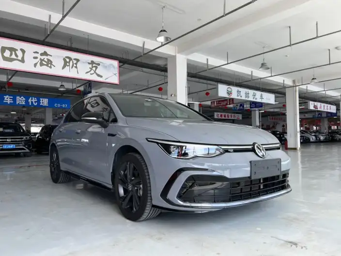 Volkswagen Golf 2023 Model 280TSI DSG R-Line