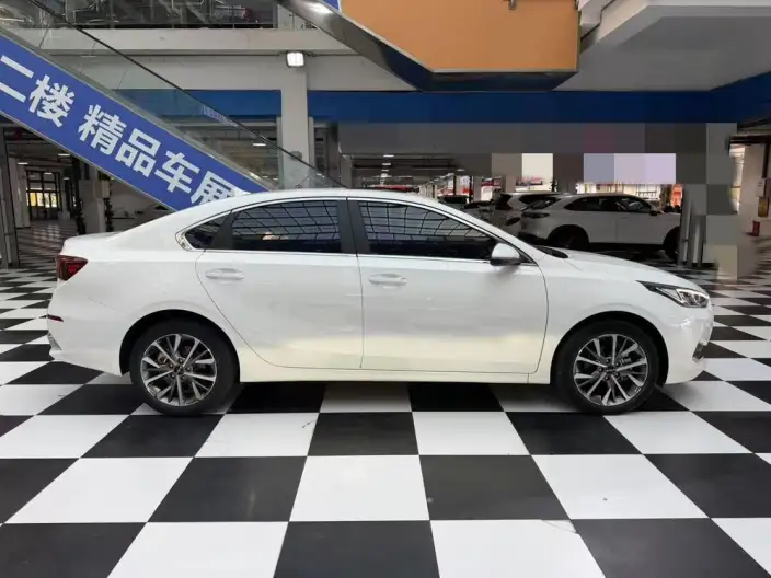 Kia K3 2021 Model Facelift 1.5L CVT Fashion Edition – фото 6