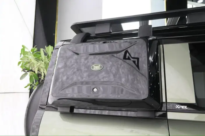 Land Rover Defender 2023 Model Facelift 110 P400 X-Dynamic HSE – фото 7