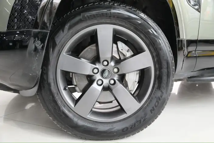 Land Rover Defender 2023 Model Facelift 110 P400 X-Dynamic HSE – фото 9