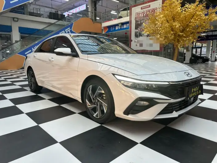 Hyundai Ioniq 2023 Model 1.5L CVT GLX Elite Edition – фото 3