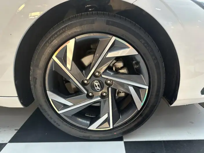 Hyundai Ioniq 2023 Model 1.5L CVT GLX Elite Edition – фото 7