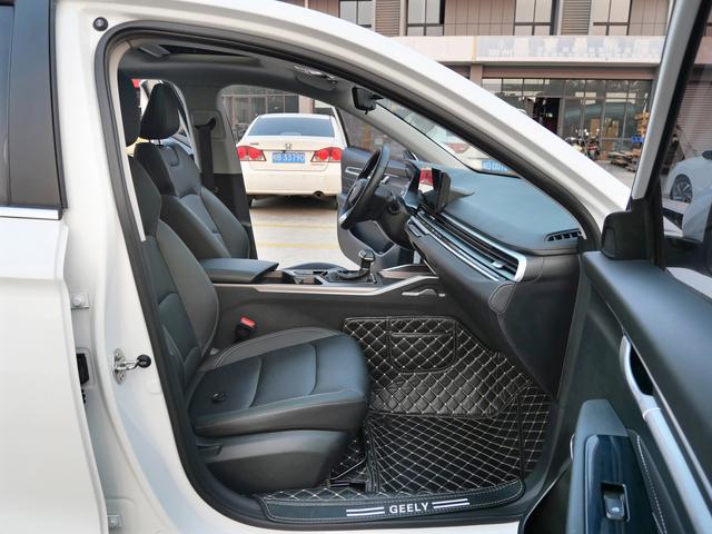 Geely Emgrand 2022 4th Gen 1.5L CVT Premium – фото 8