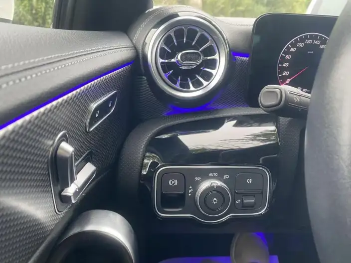 Mercedes-Benz A-class 2023 Model A 180 L Sports sedan – фото 9